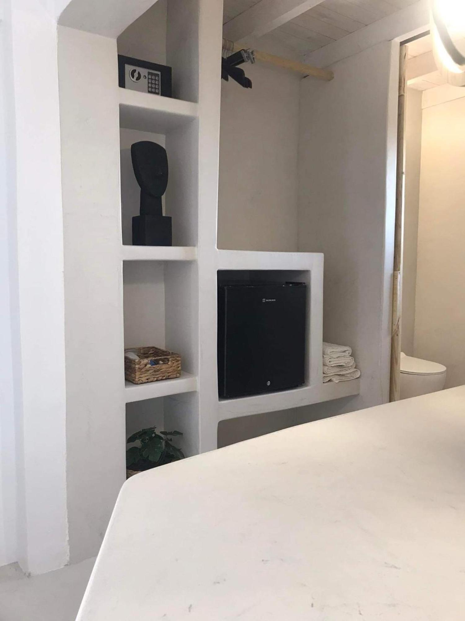 Darsi Suites Kithnos Exteriör bild